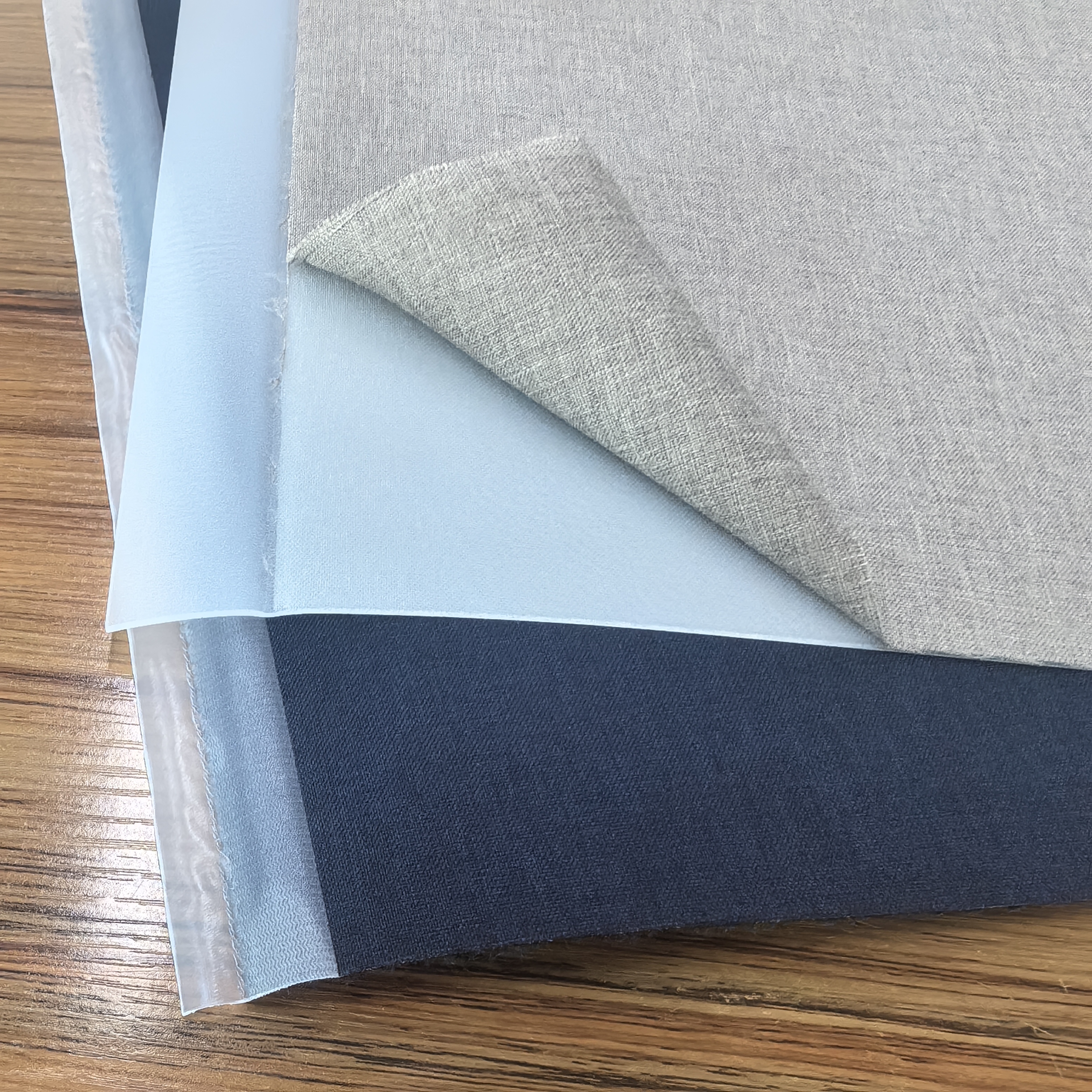 Non-woven bonded plastic sheet